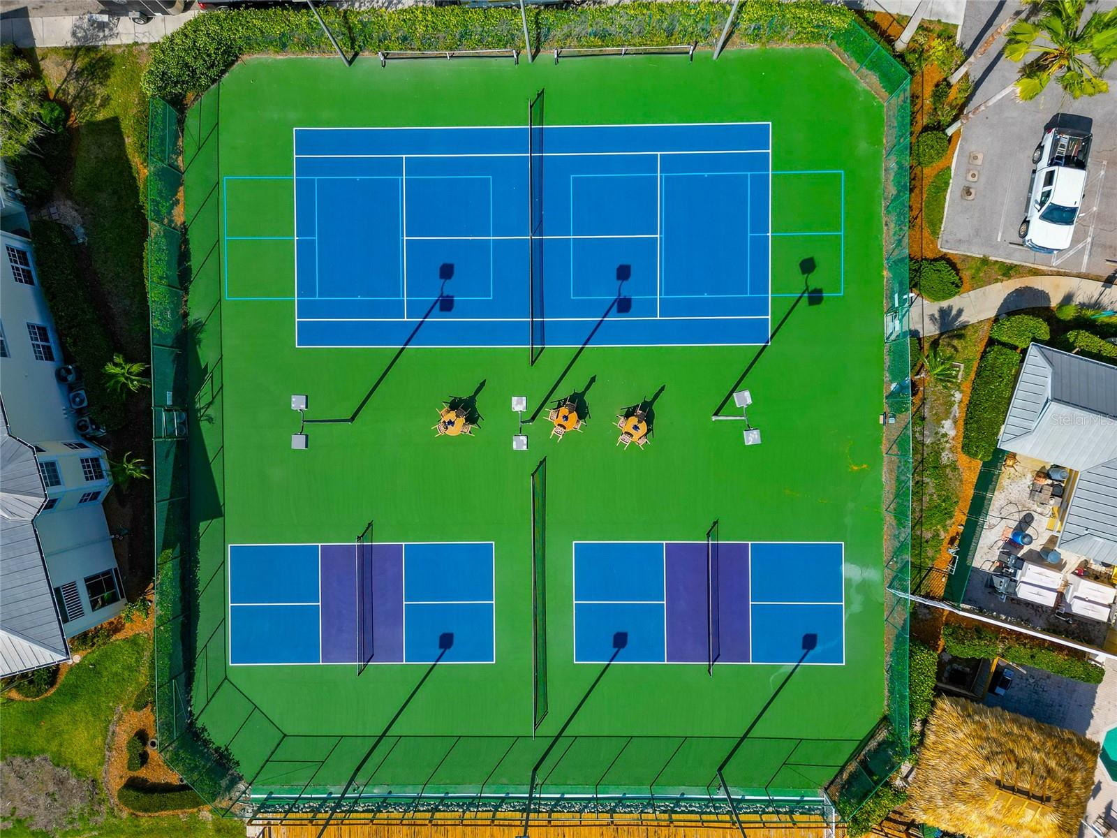 Image 6 of 42 For 242 Hidden Bay Drive 602