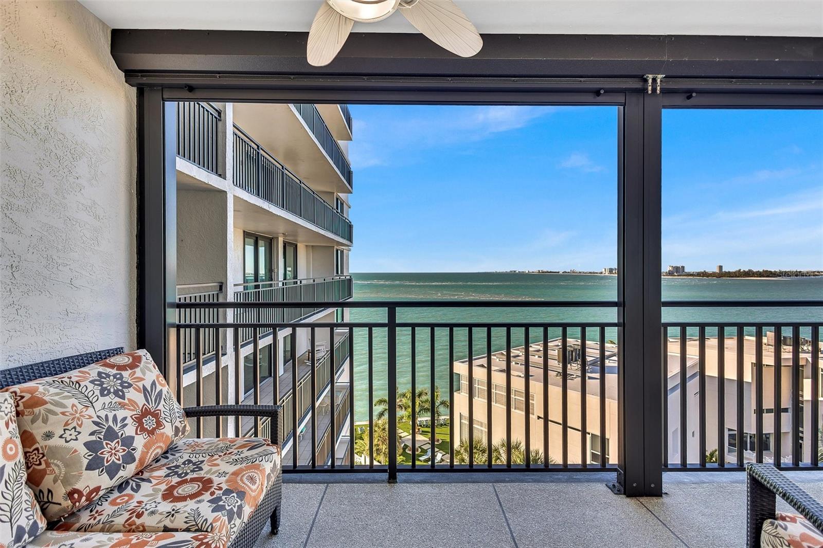 Image 15 of 69 For 4822 Ocean Boulevard 8d