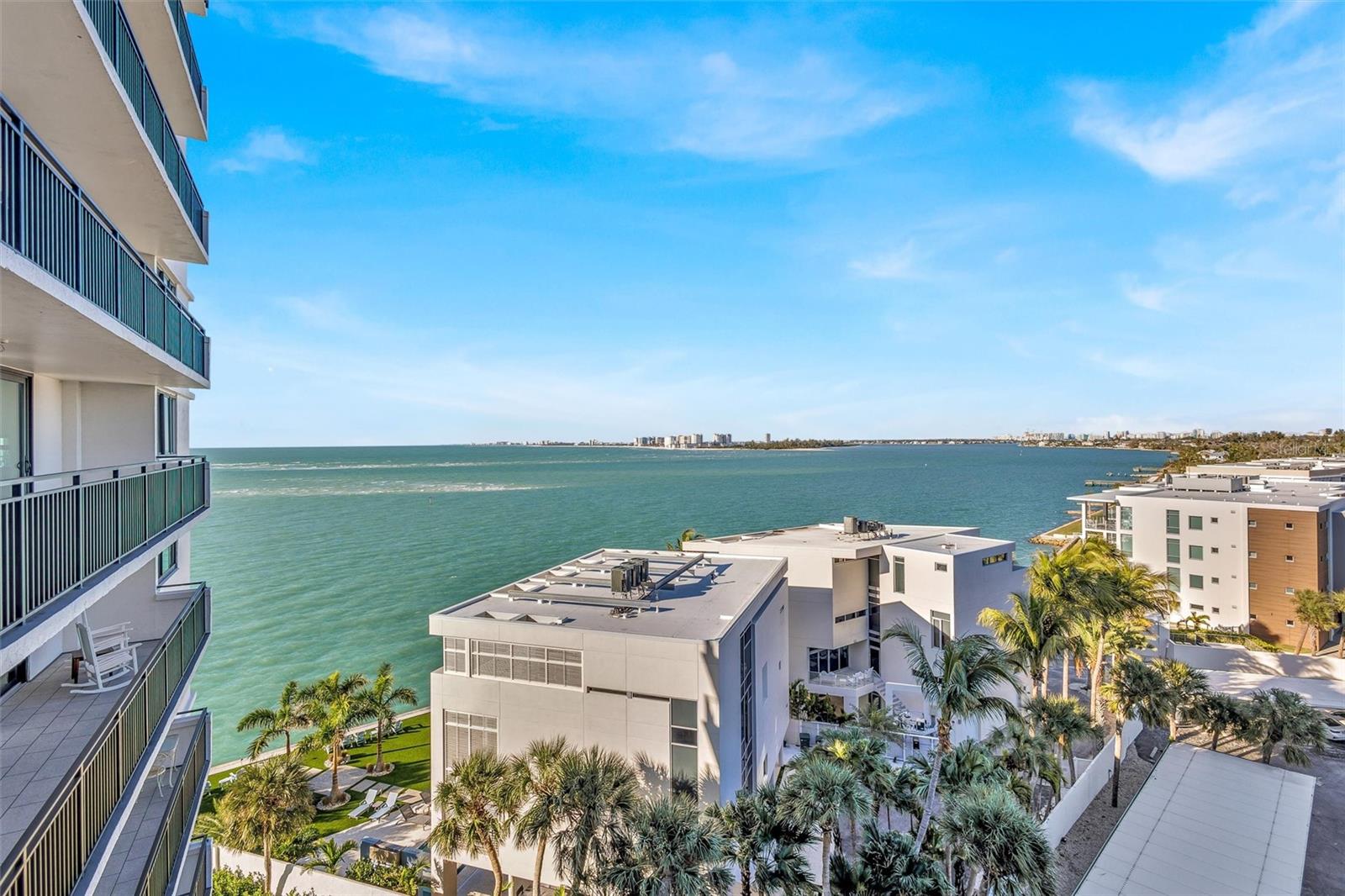 Image 19 of 69 For 4822 Ocean Boulevard 8d