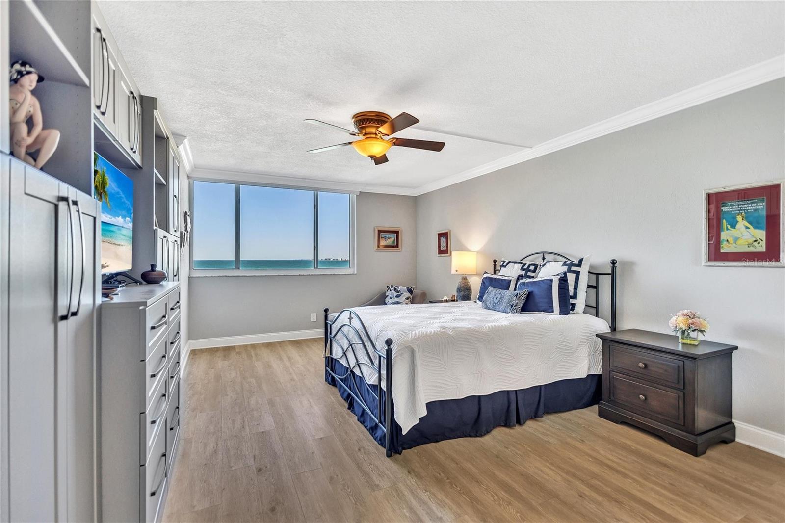 Image 25 of 69 For 4822 Ocean Boulevard 8d