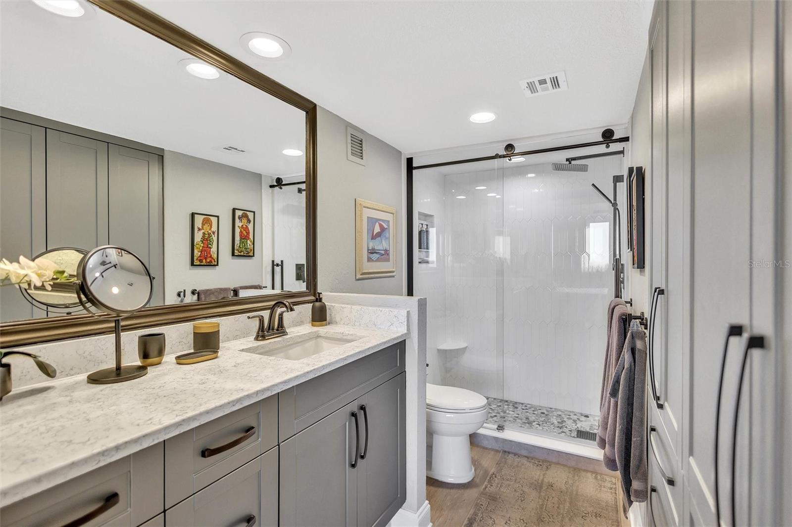 Image 29 of 69 For 4822 Ocean Boulevard 8d