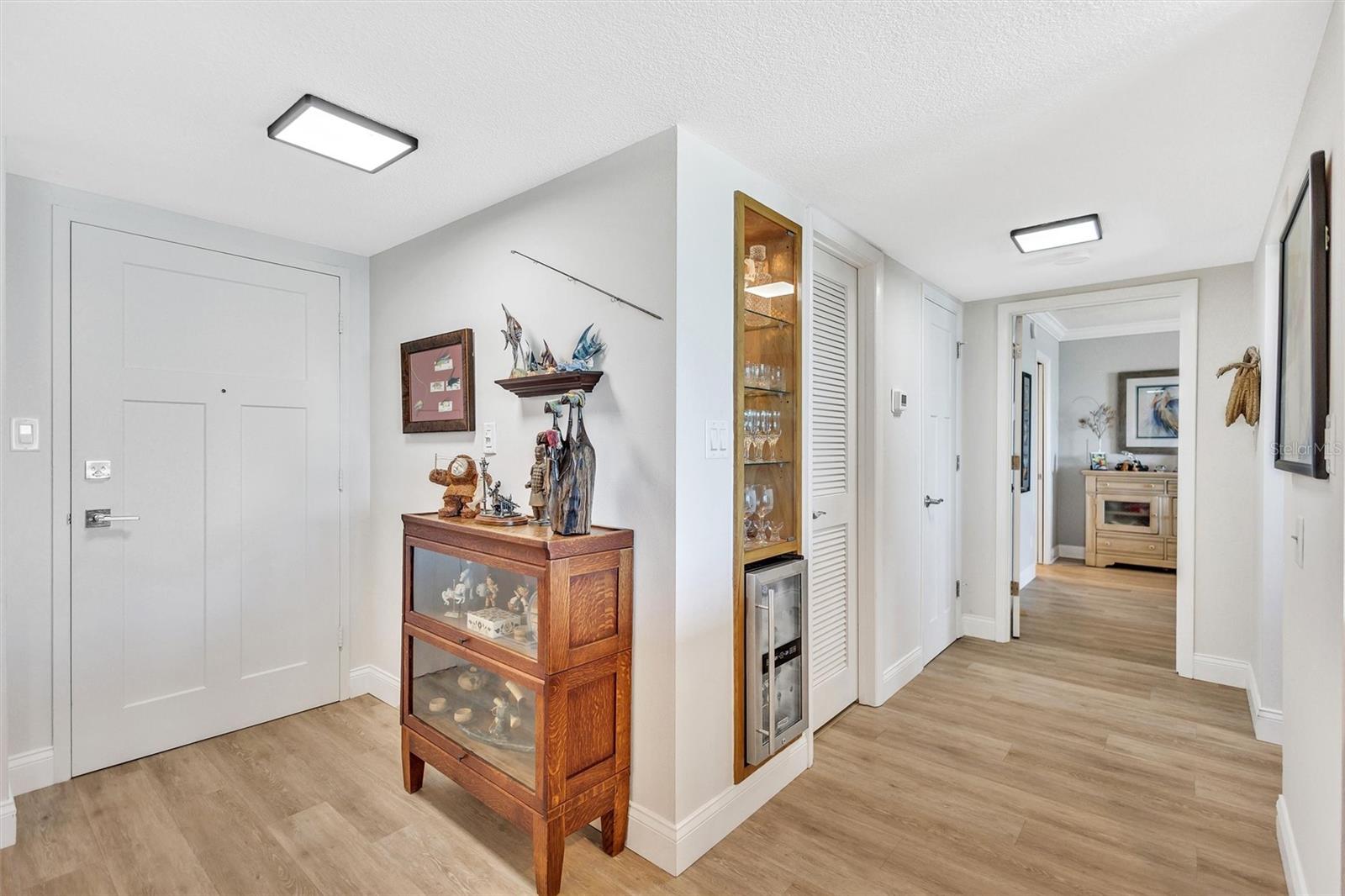 Image 32 of 69 For 4822 Ocean Boulevard 8d