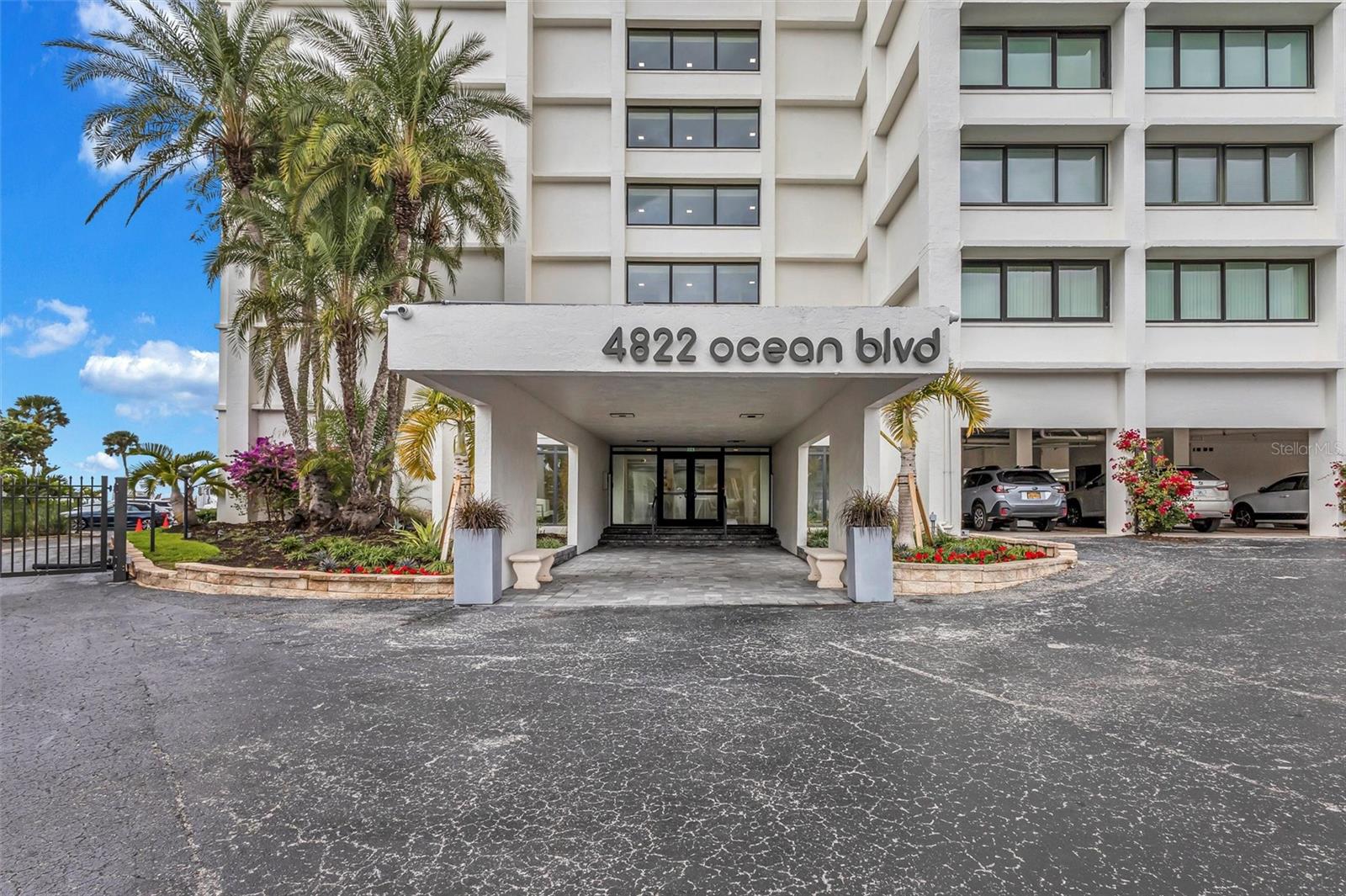 Image 6 of 69 For 4822 Ocean Boulevard 8d