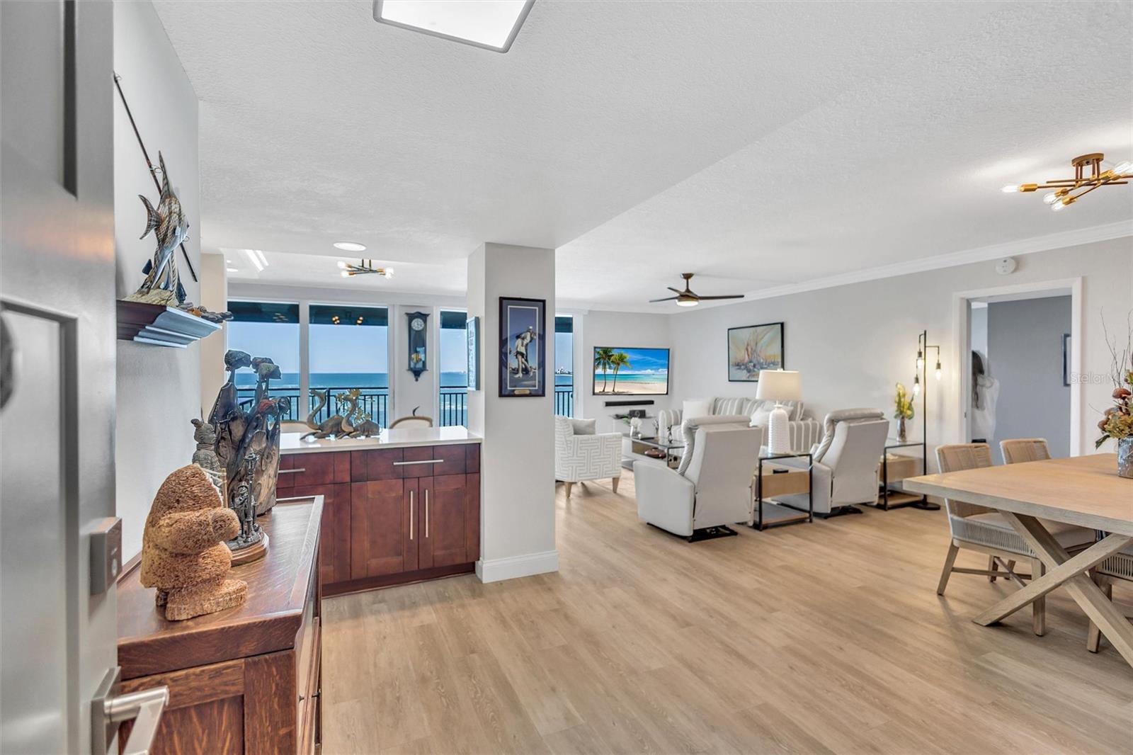 Image 8 of 69 For 4822 Ocean Boulevard 8d