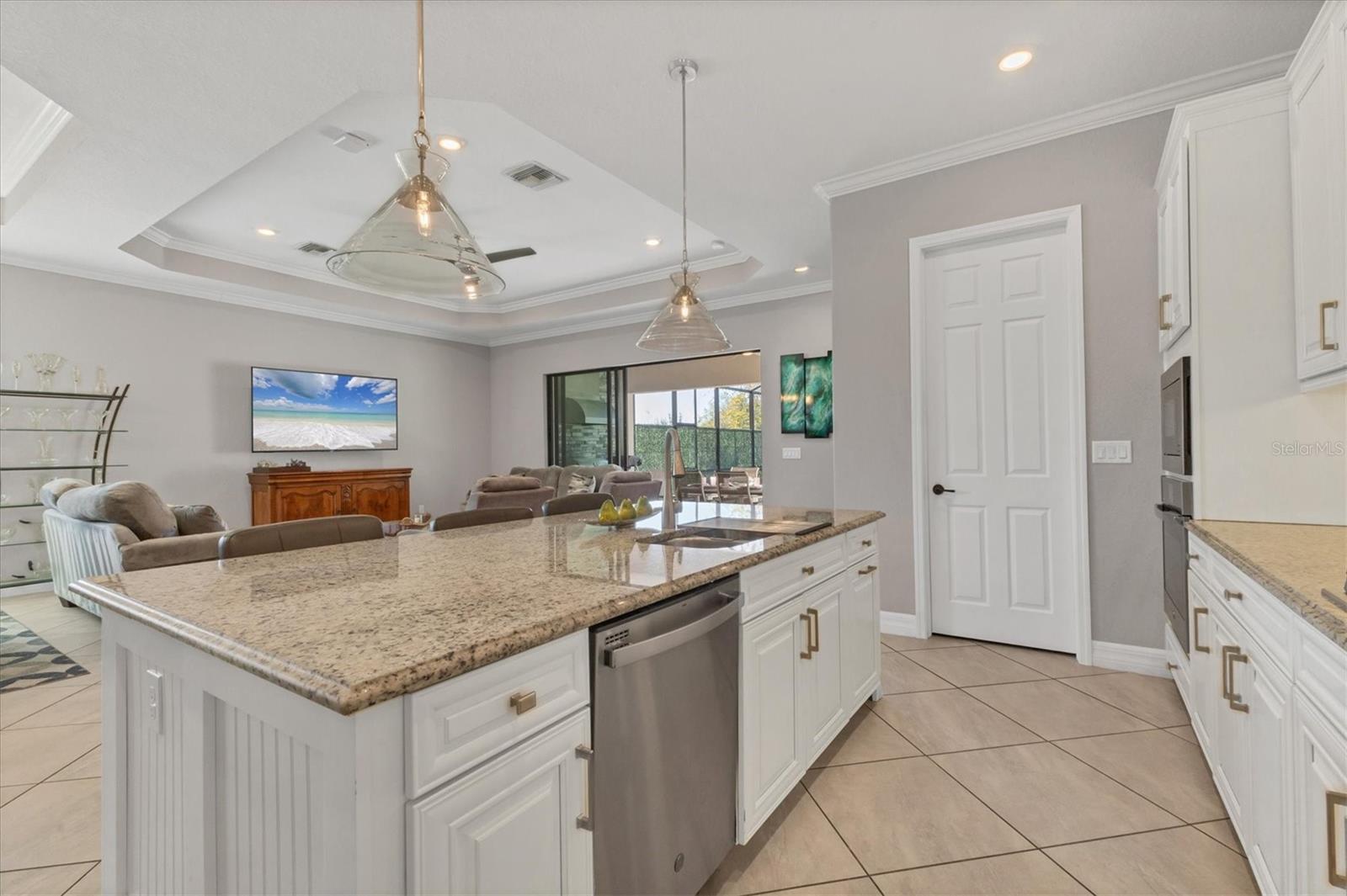 Image 18 of 75 For 6070 Brandon Run