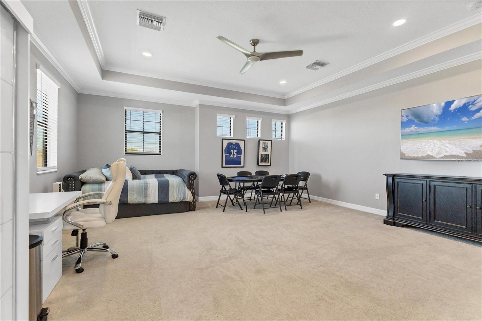 Image 26 of 75 For 6070 Brandon Run