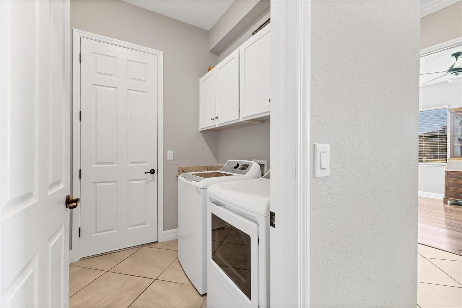 Image 32 of 75 For 6070 Brandon Run