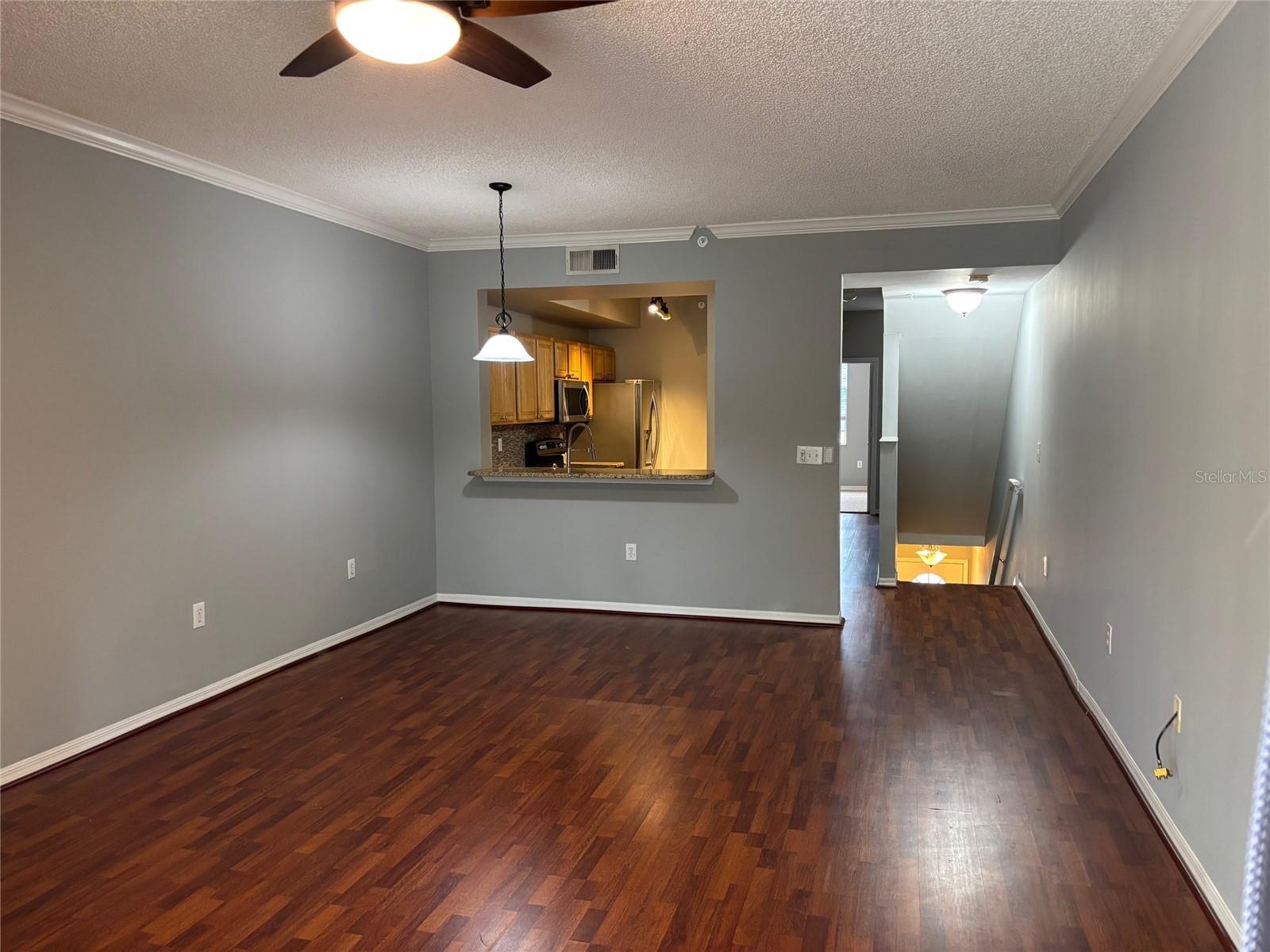 Image 5 of 21 For 5691 Bentgrass Drive 15-209