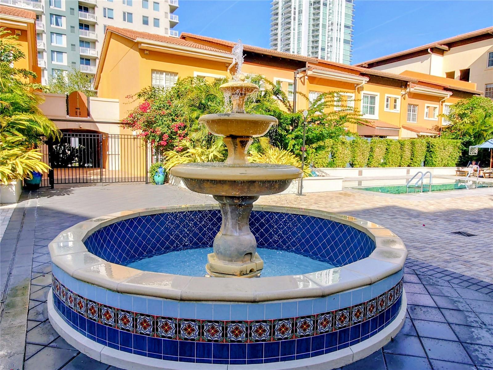 Image 19 of 41 For 200 4th Avenue S 130