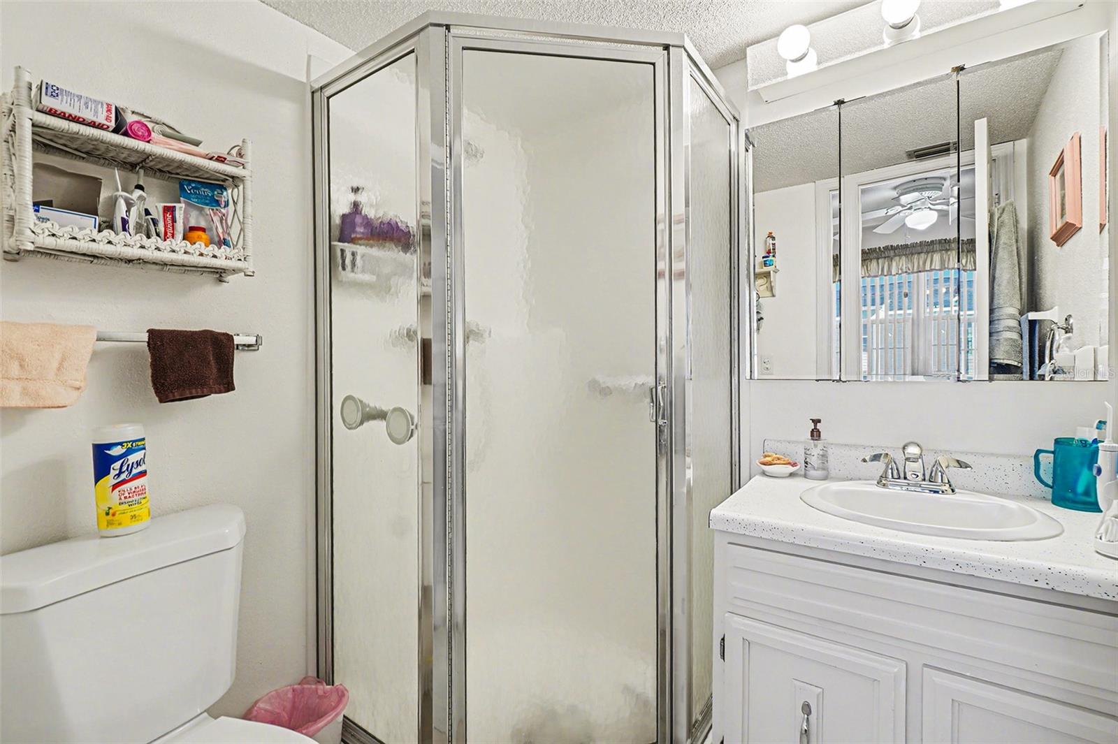 Image 21 of 37 For 4158 Tamiami Trail L4