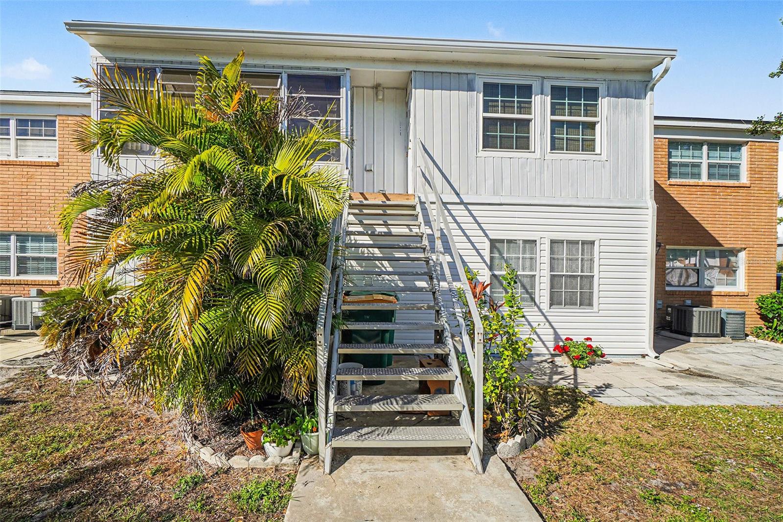 Image 35 of 37 For 4158 Tamiami Trail L4