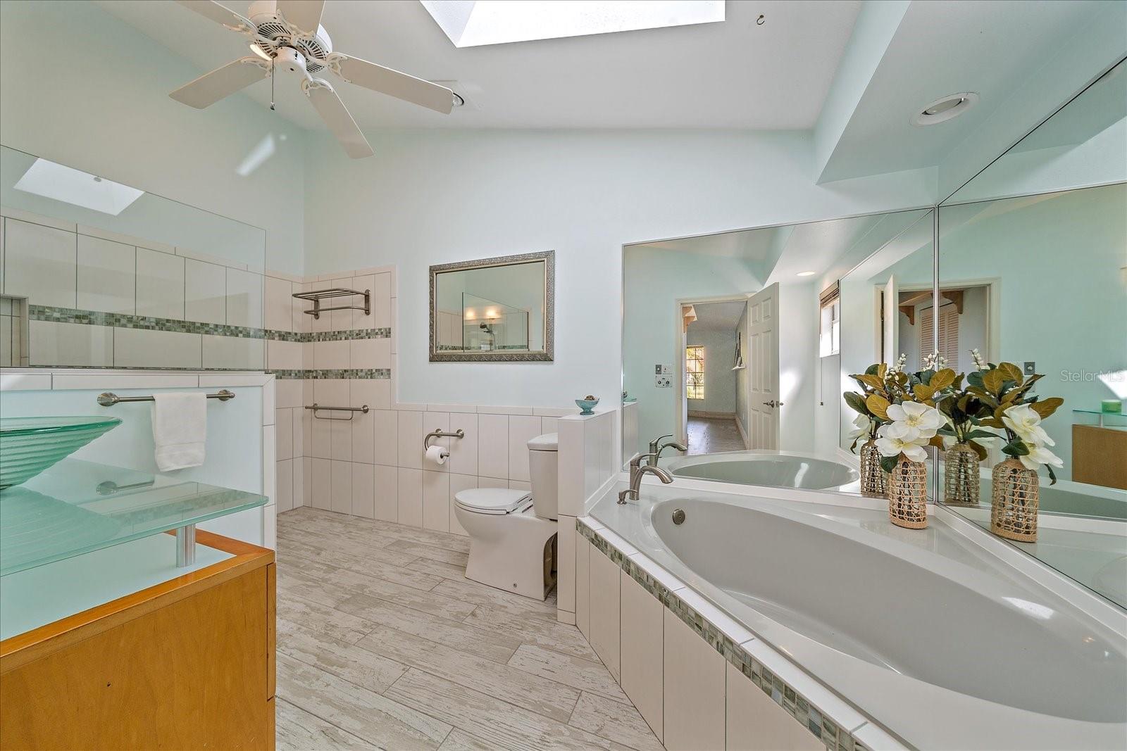 Image 28 of 46 For 3191 Lake Park Lane 2