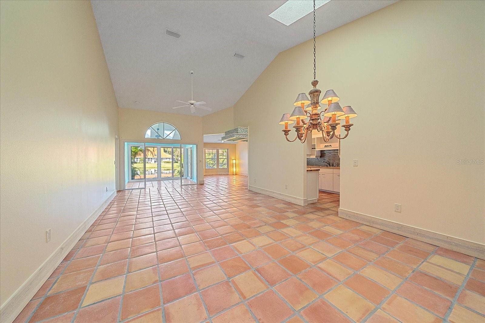 Image 3 of 46 For 3191 Lake Park Lane 2