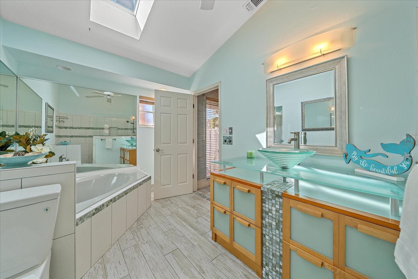 Image 31 of 46 For 3191 Lake Park Lane 2