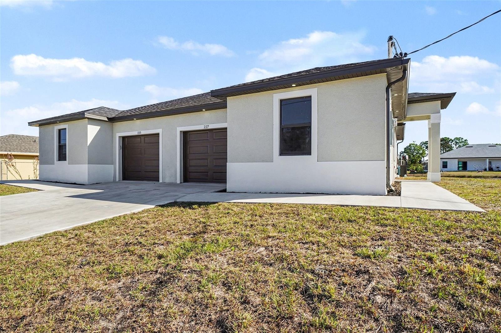 Image 24 of 40 For 225-227 Hightower Avenue S