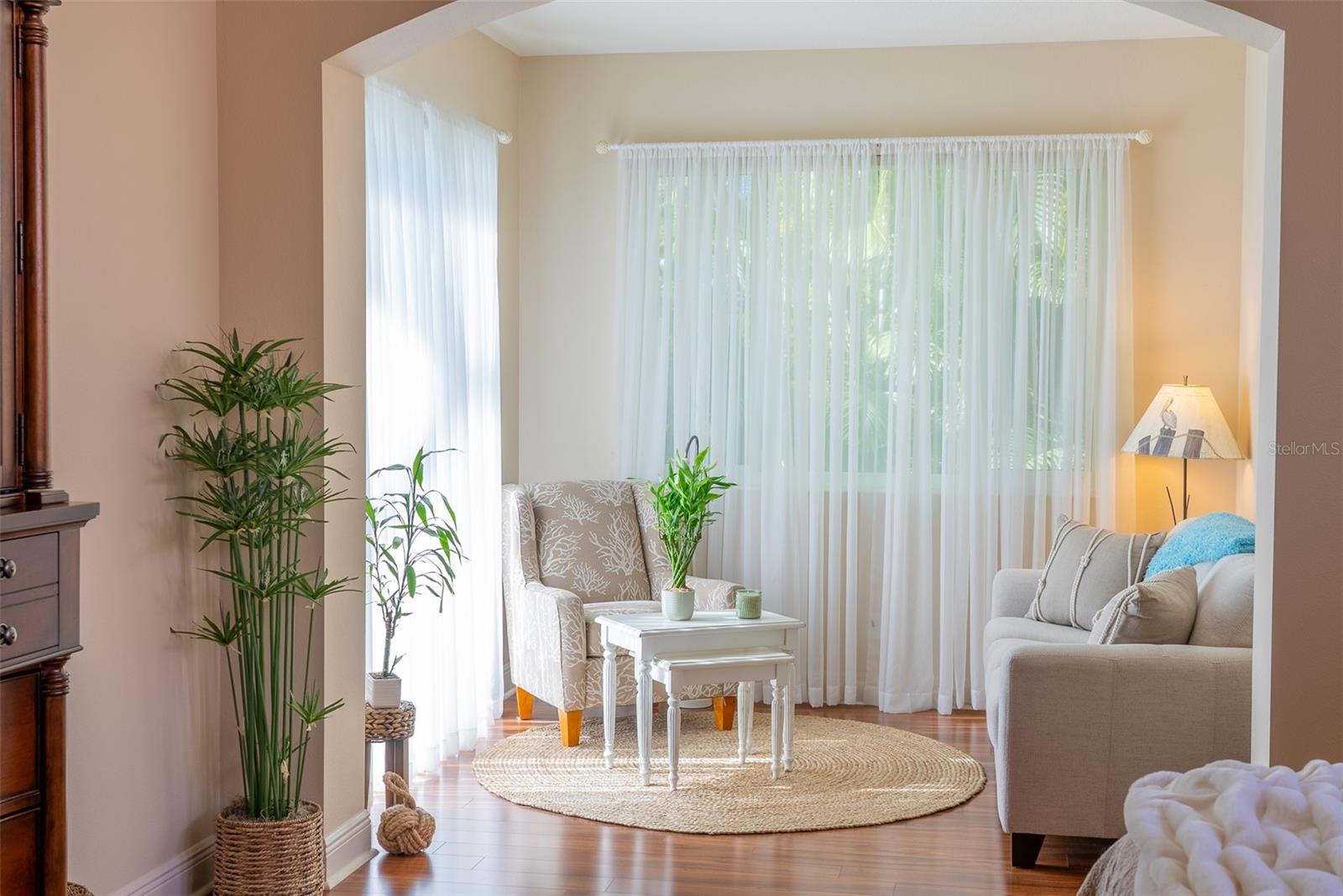 Image 19 of 39 For 570 Crane Prairie Way