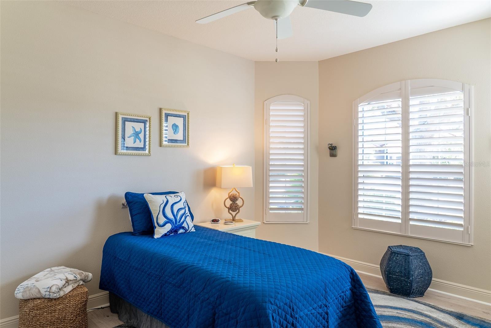 Image 23 of 39 For 570 Crane Prairie Way