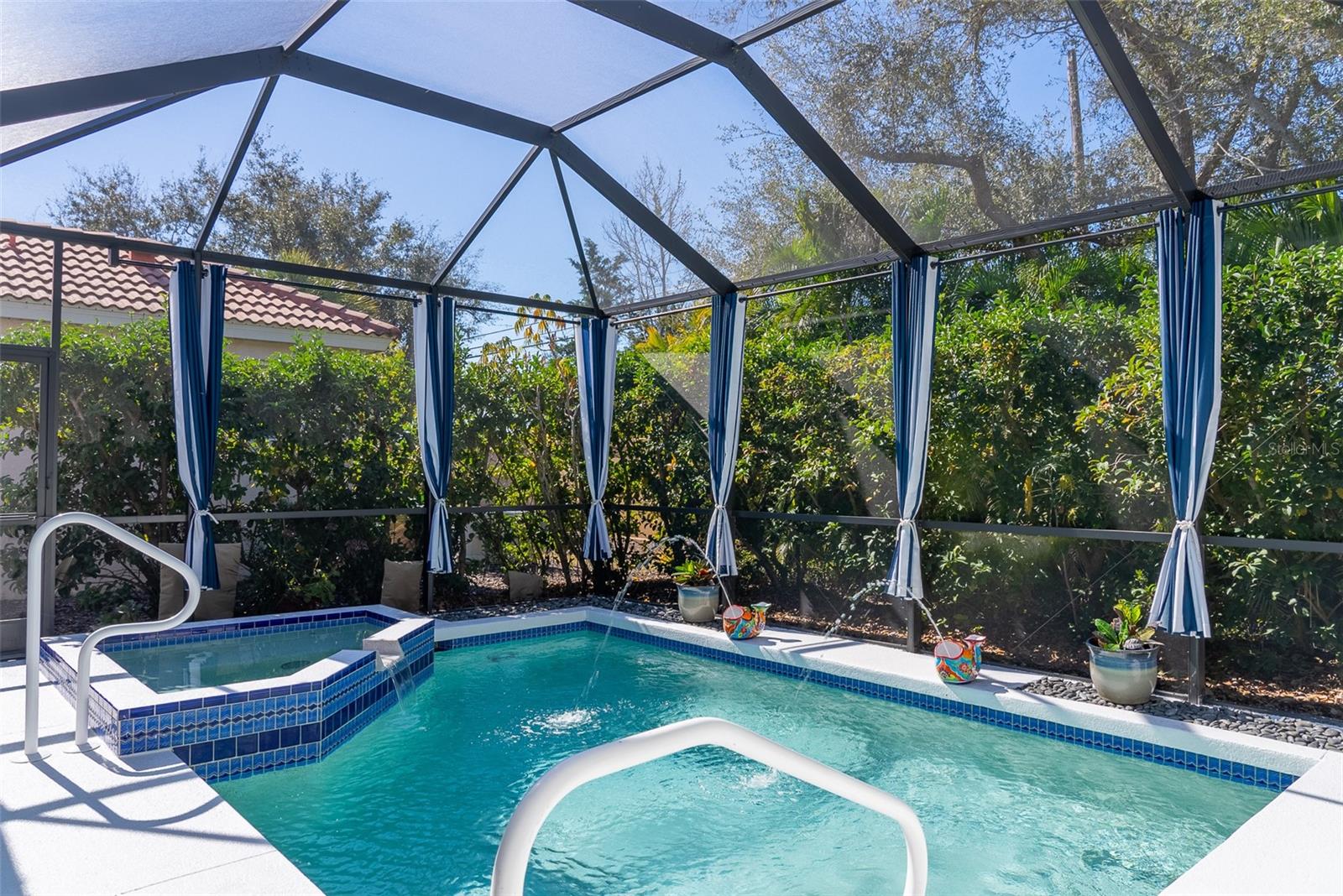 Image 32 of 39 For 570 Crane Prairie Way