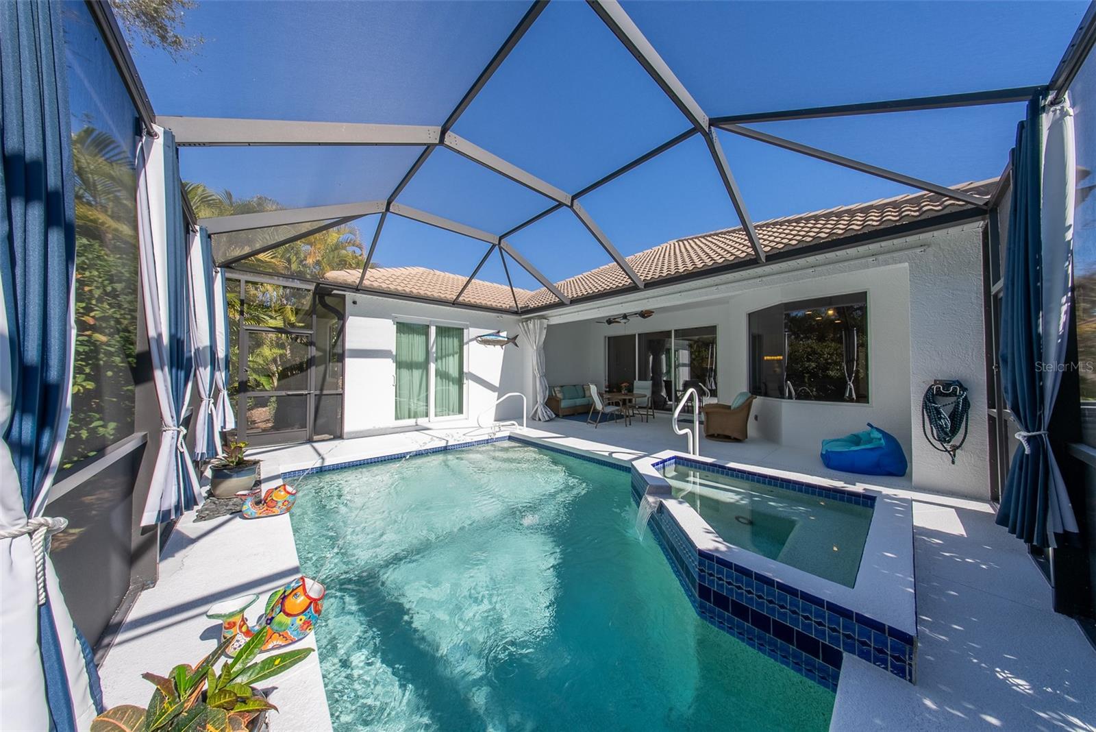 Image 33 of 39 For 570 Crane Prairie Way