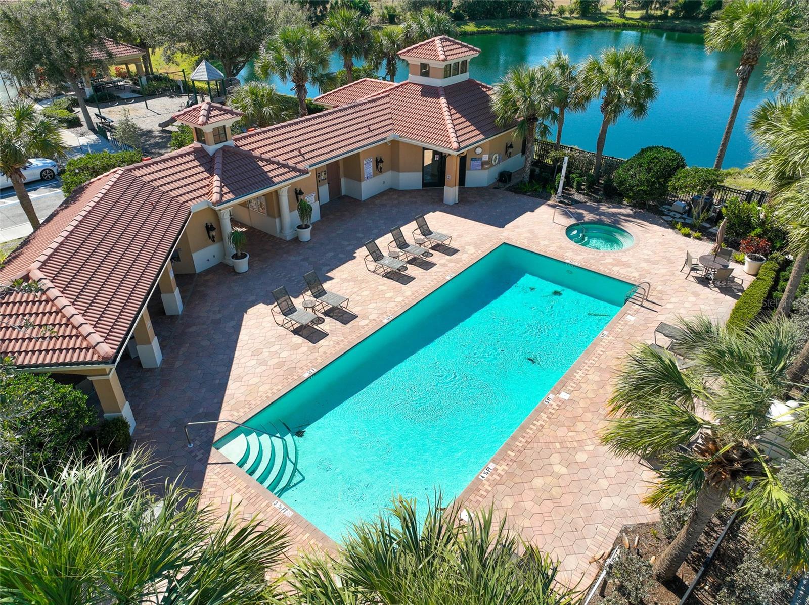 Image 36 of 39 For 570 Crane Prairie Way