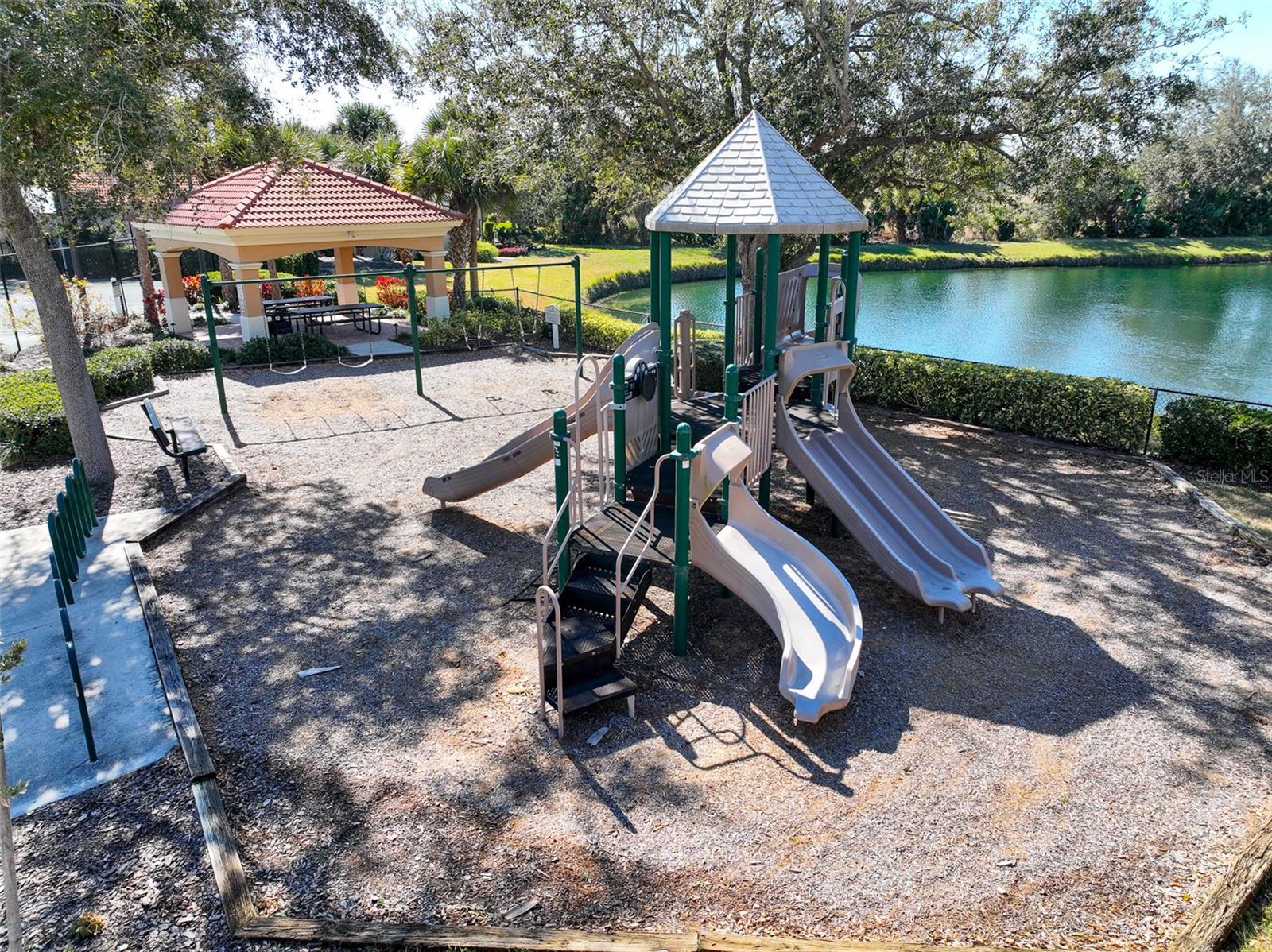 Image 38 of 39 For 570 Crane Prairie Way