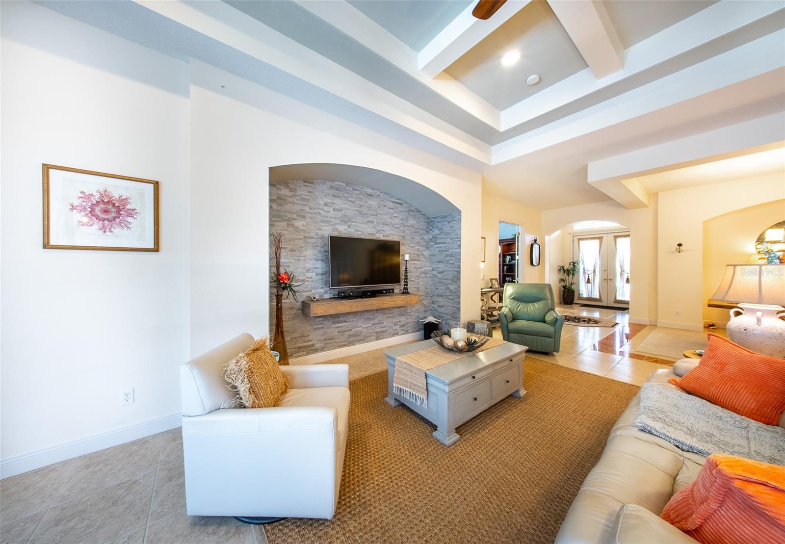 Image 4 of 39 For 570 Crane Prairie Way