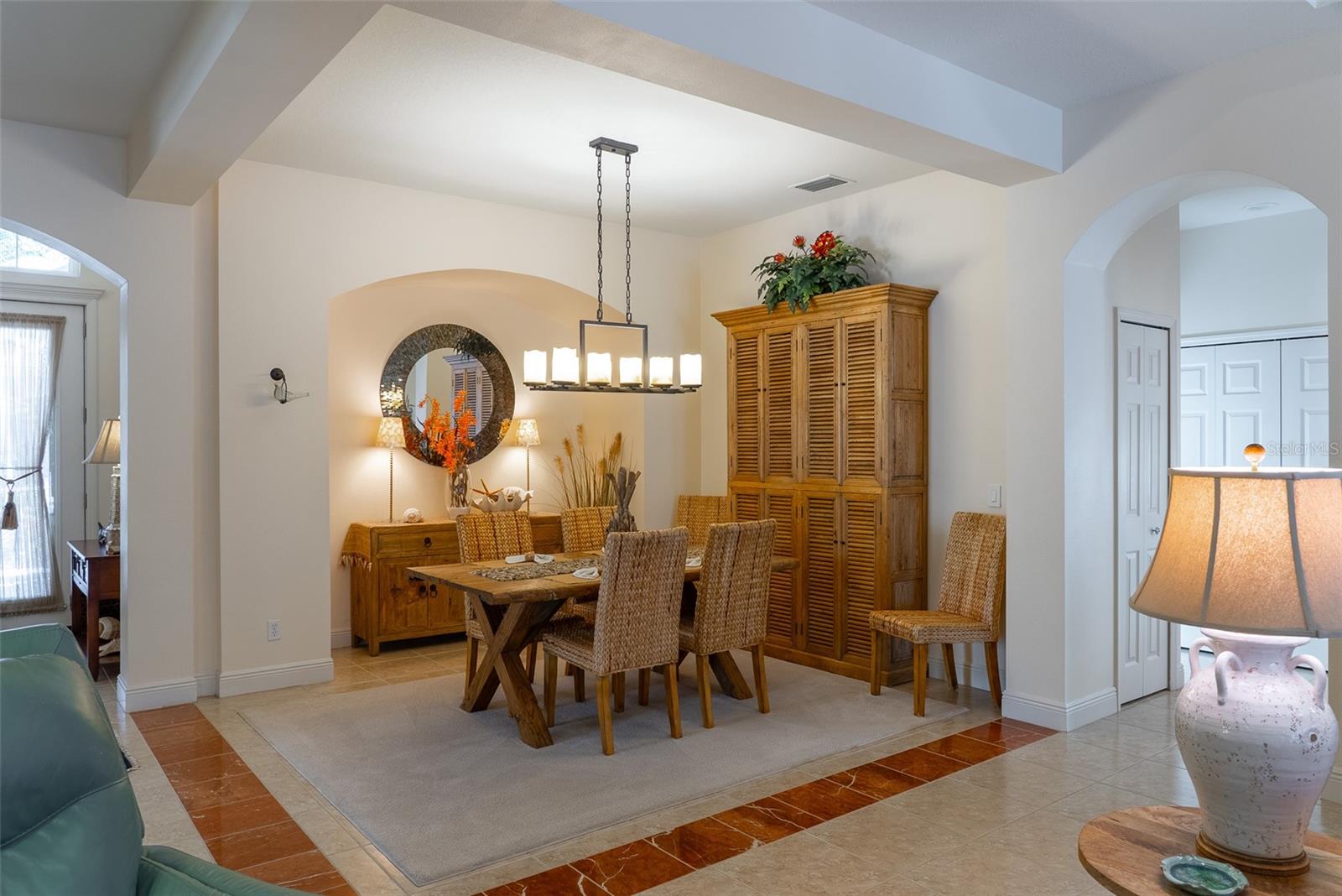 Image 8 of 39 For 570 Crane Prairie Way