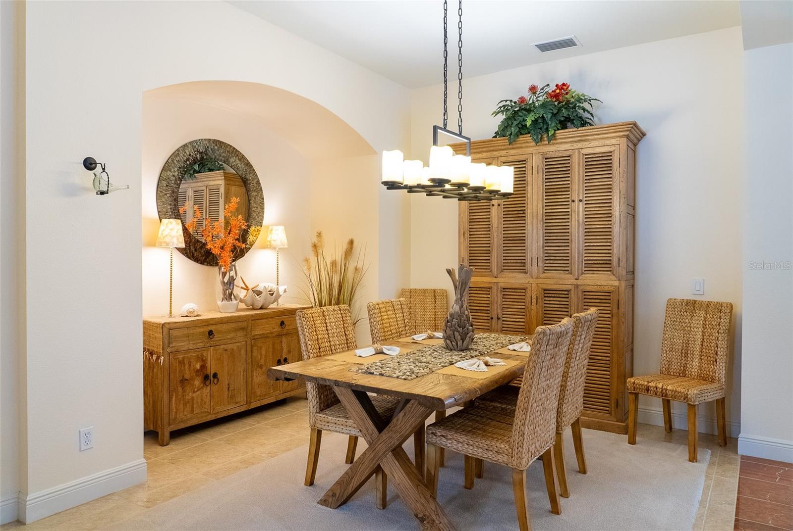 Image 9 of 39 For 570 Crane Prairie Way