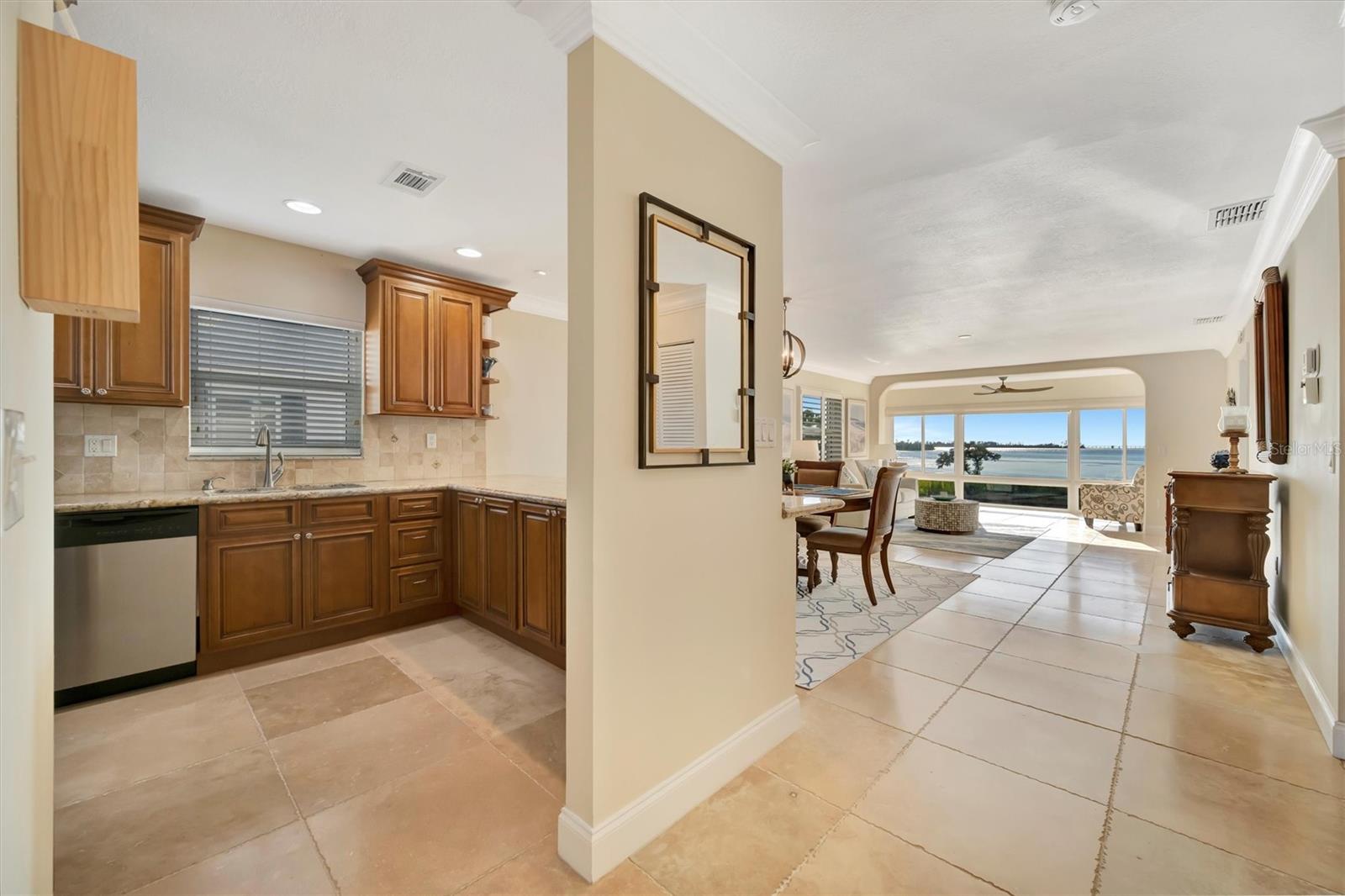 Image 10 of 68 For 4741 Independence Drive