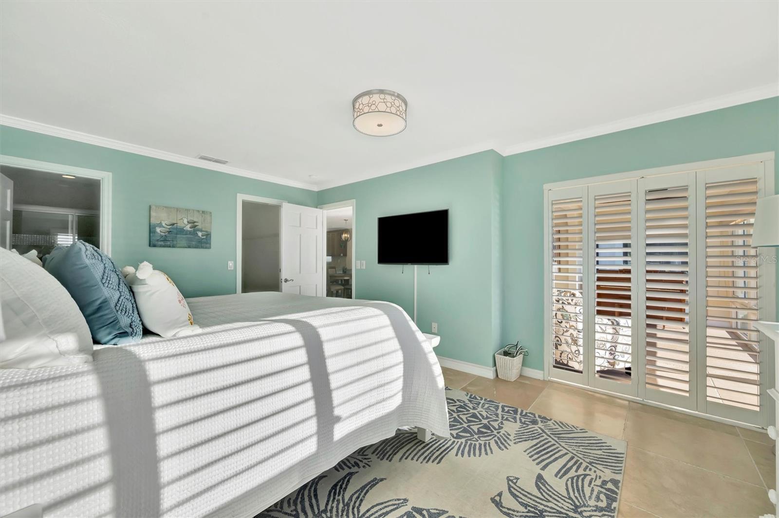 Image 27 of 68 For 4741 Independence Drive