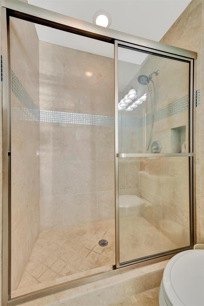 Image 30 of 68 For 4741 Independence Drive