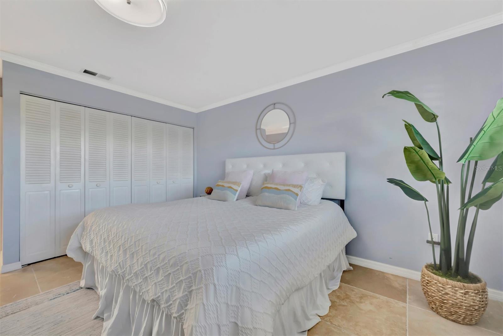 Image 36 of 68 For 4741 Independence Drive