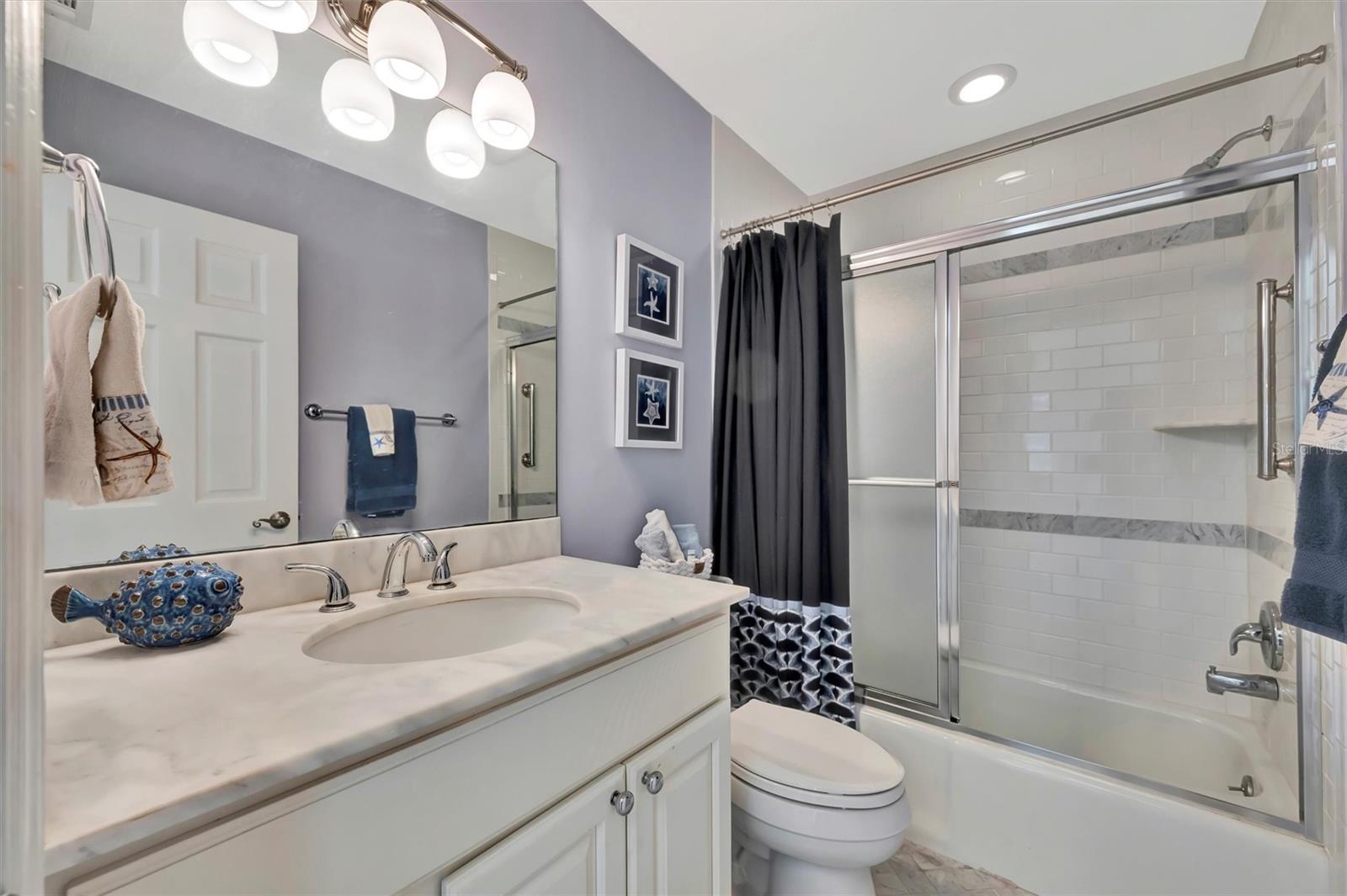 Image 40 of 68 For 4741 Independence Drive