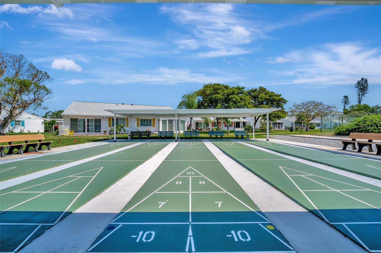 Image 56 of 68 For 4741 Independence Drive