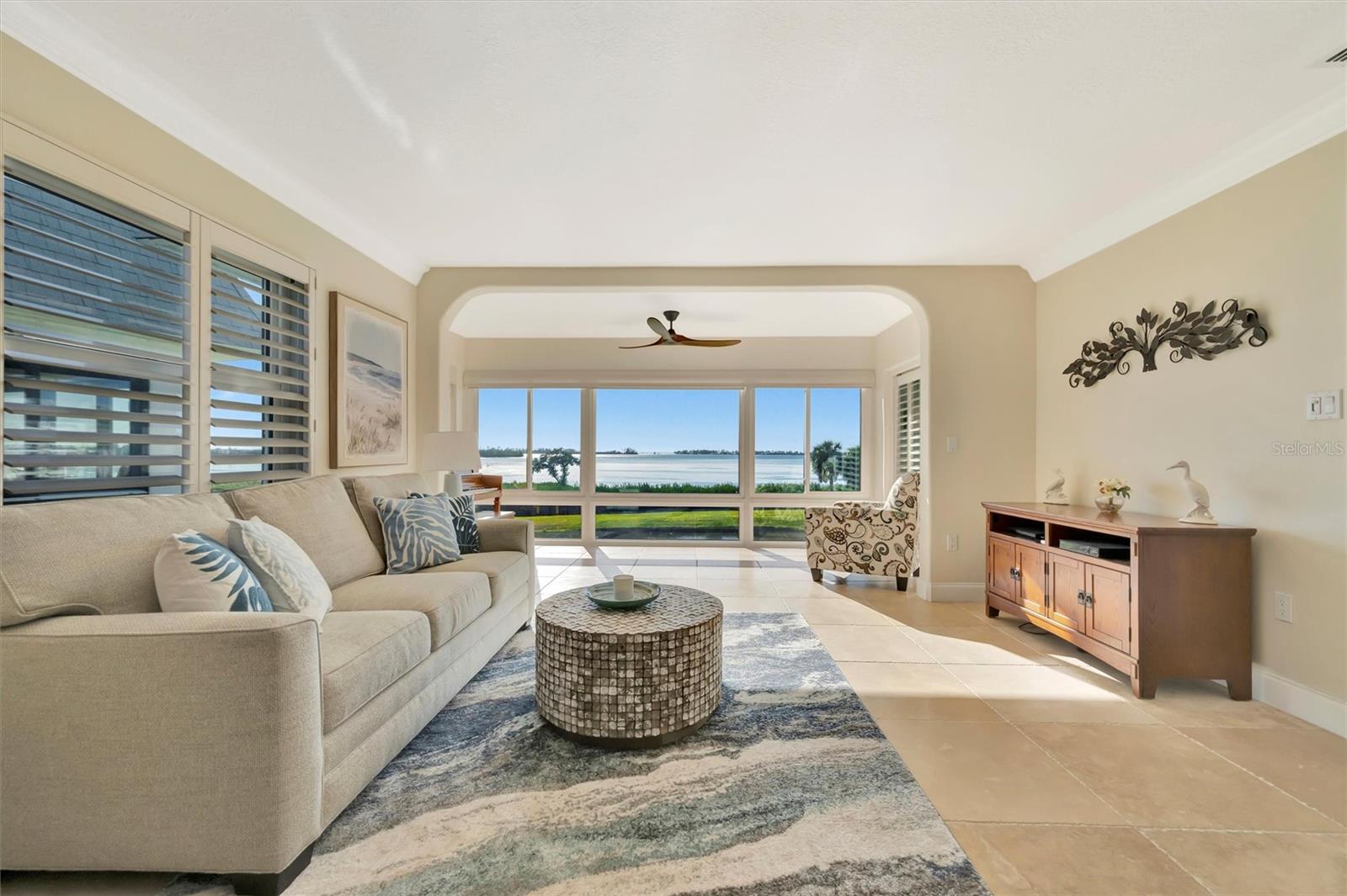 Image 6 of 68 For 4741 Independence Drive