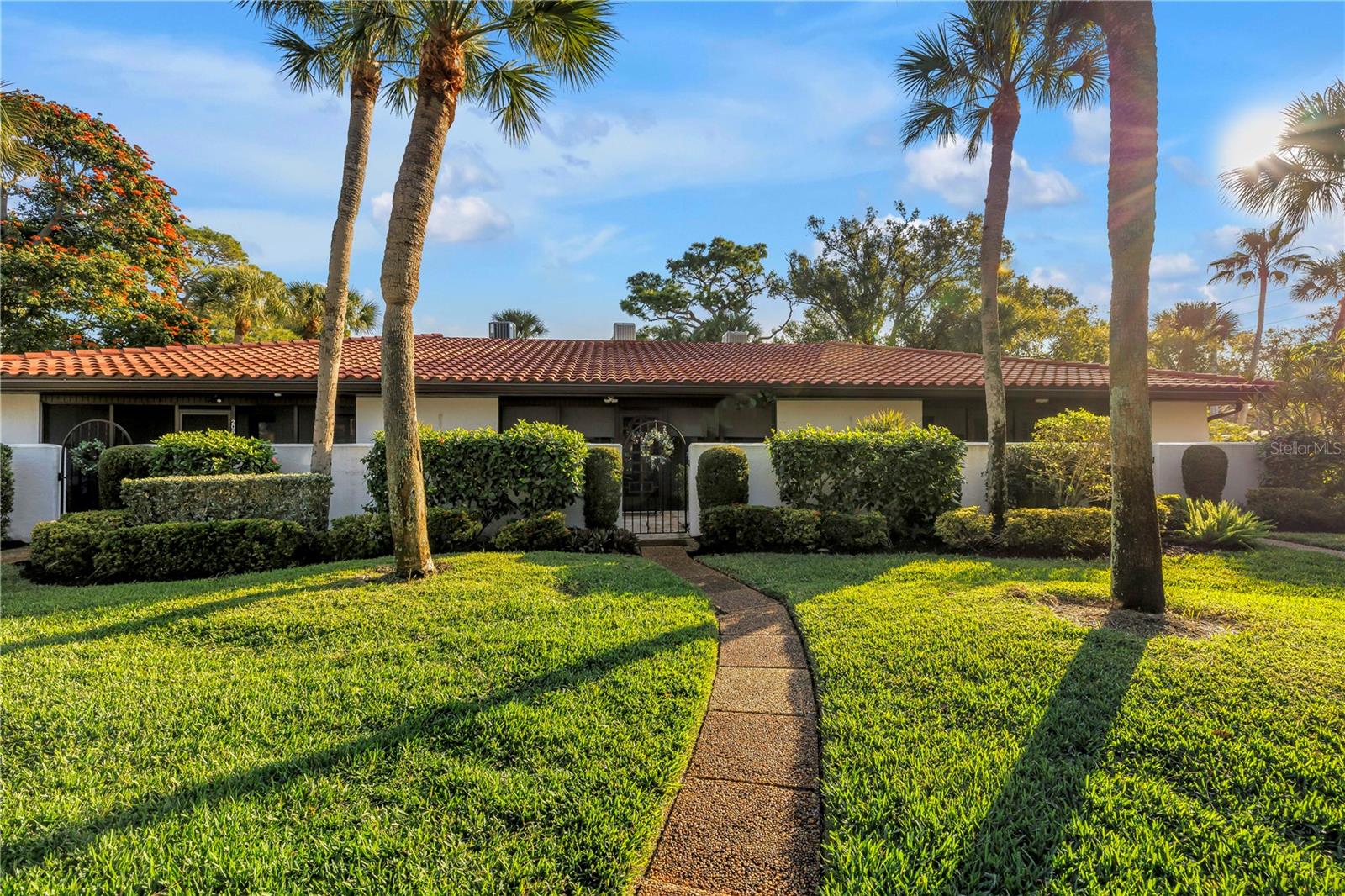 Image 2 of 40 For 3500 El Conquistador Parkway 203