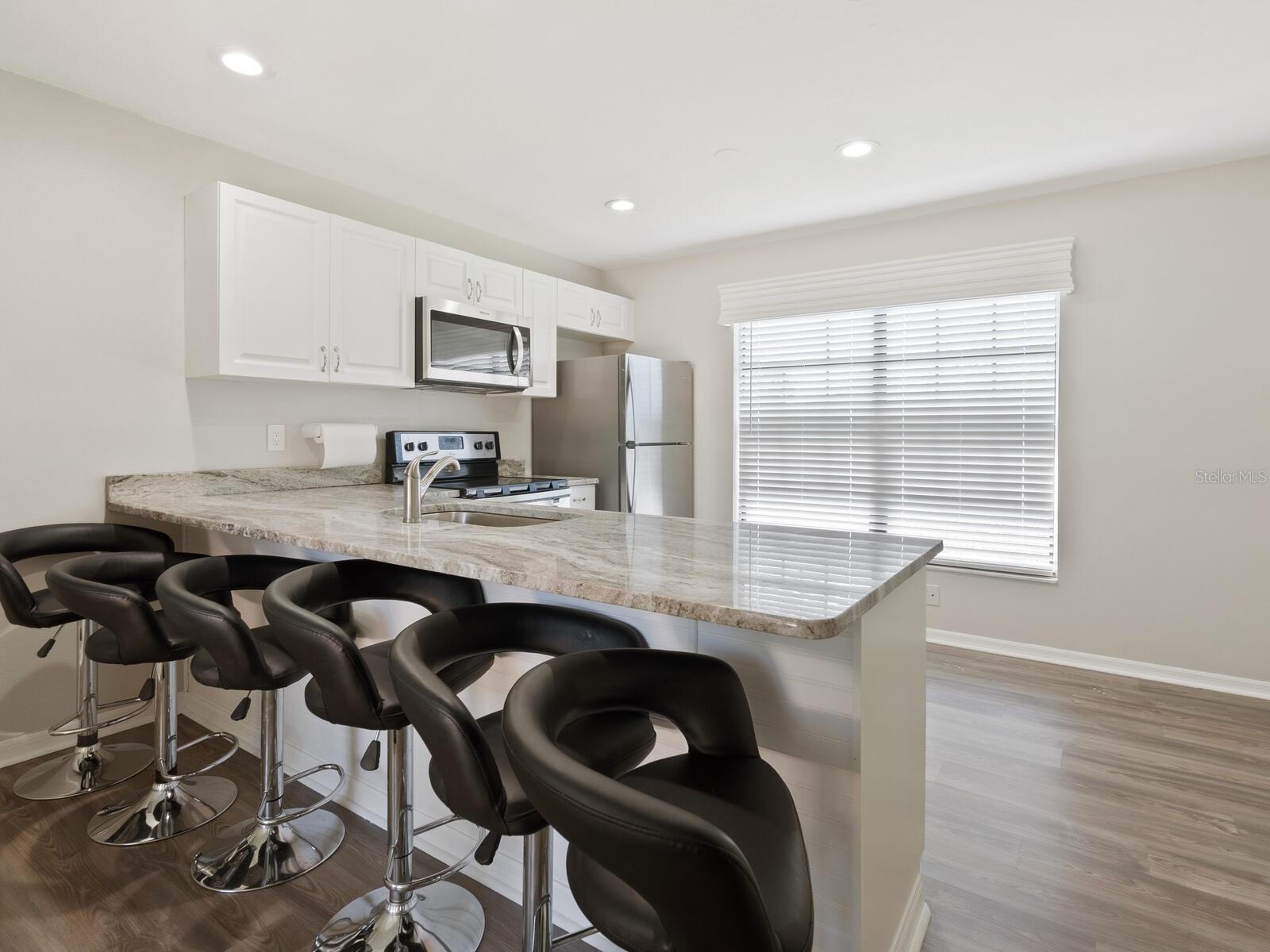 Image 44 of 59 For 1533 Oak Way