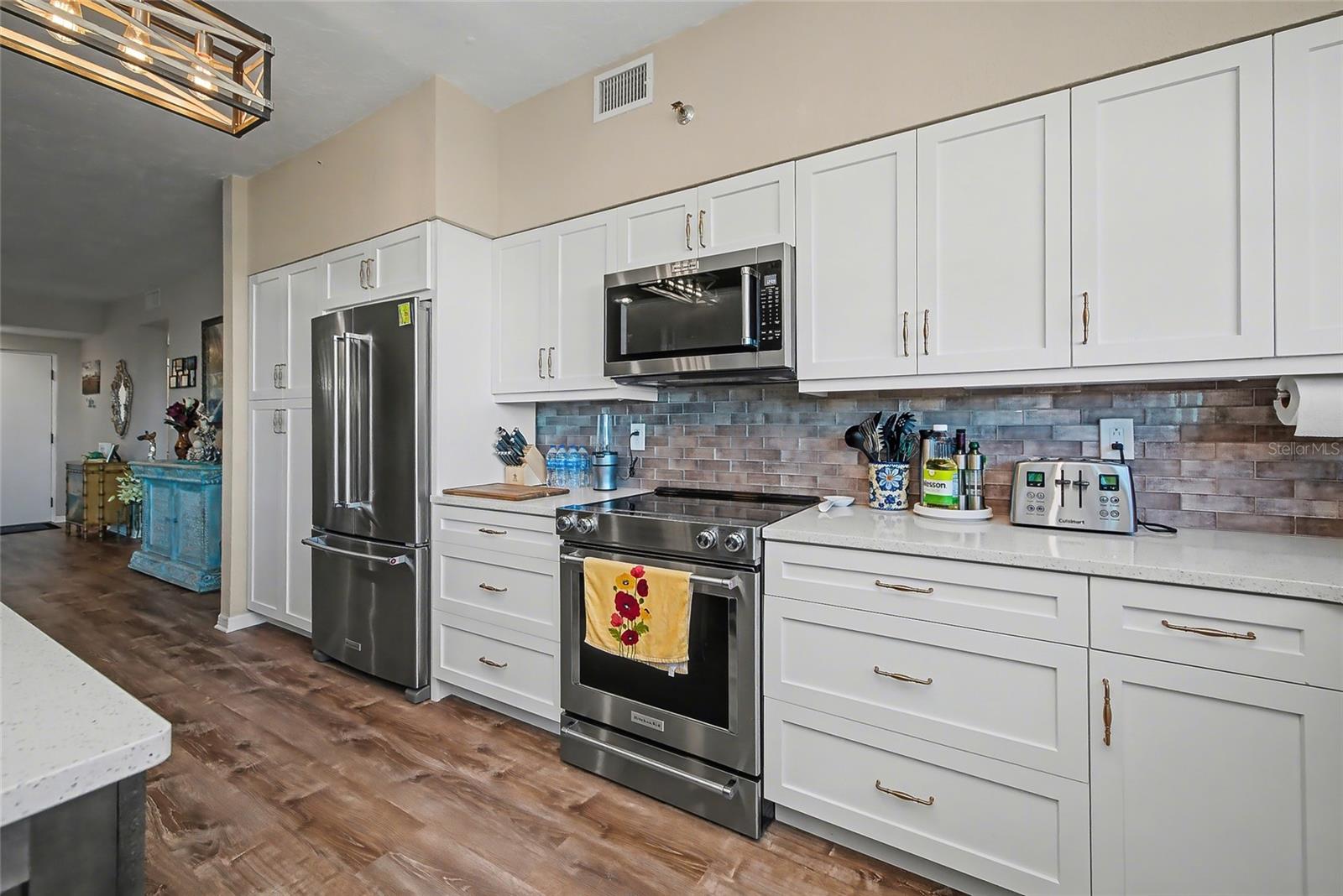 Image 13 of 68 For 5408 Eagles Point Circle 302