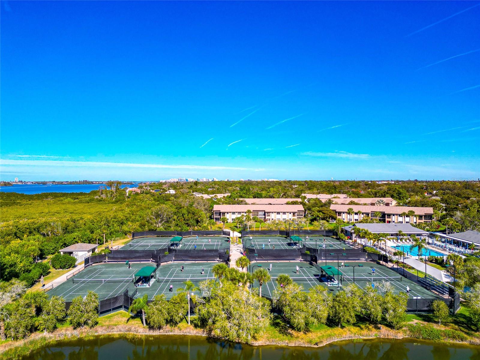 Image 44 of 68 For 5408 Eagles Point Circle 302