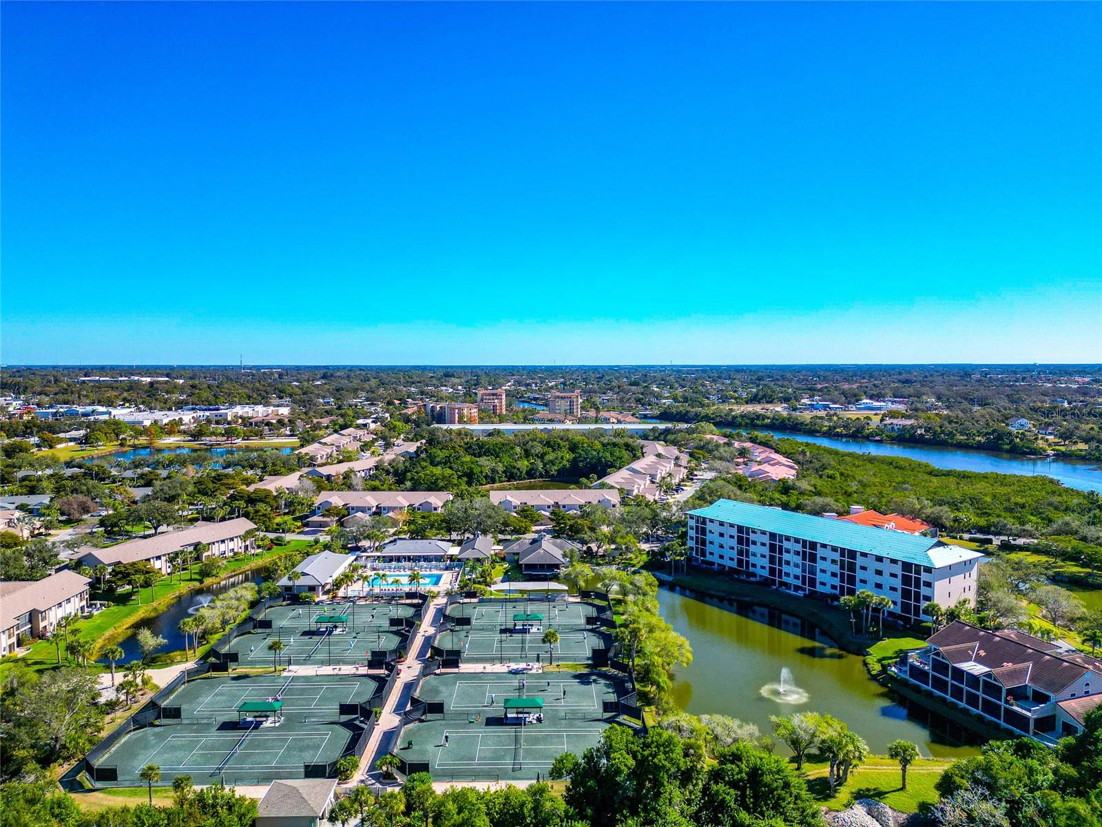 Image 47 of 68 For 5408 Eagles Point Circle 302