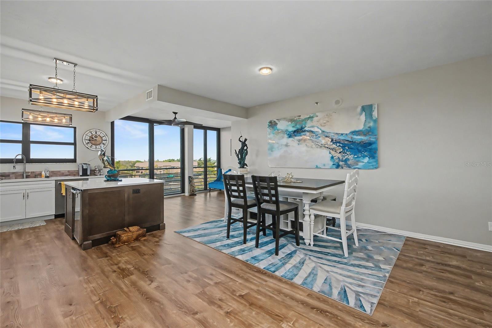 Image 7 of 68 For 5408 Eagles Point Circle 302