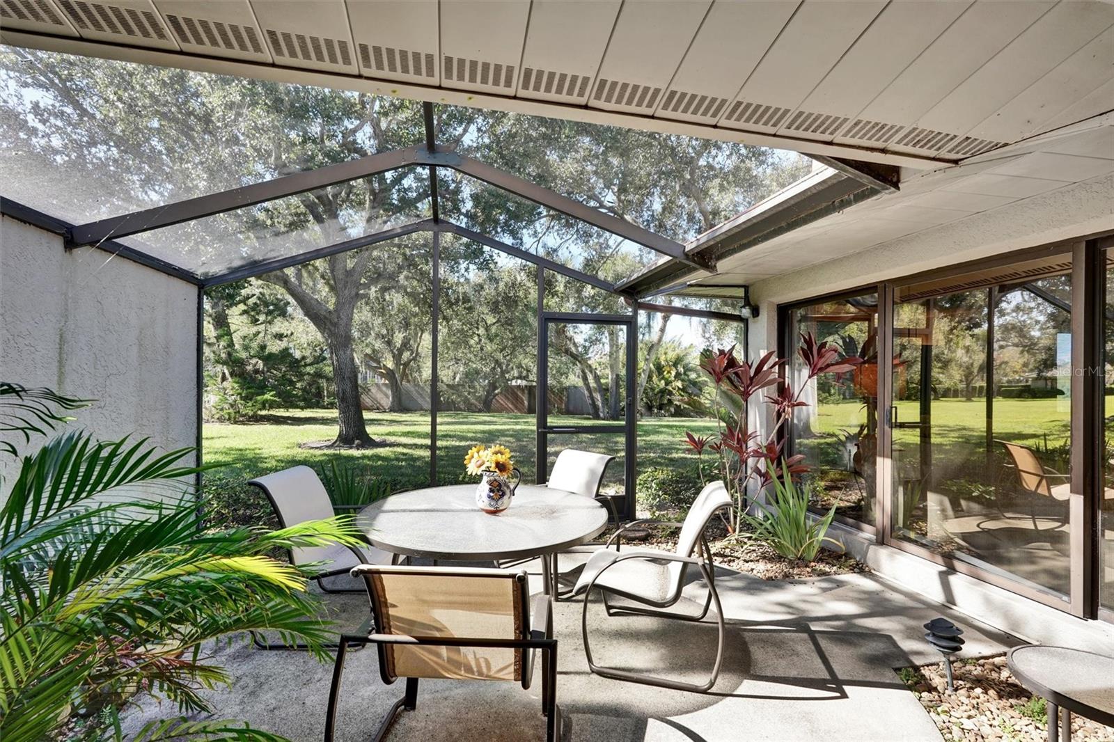 Image 13 of 42 For 6120 Wilshire Circle 6