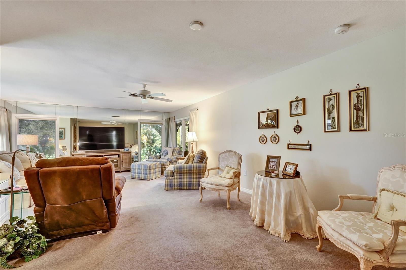 Image 17 of 42 For 6120 Wilshire Circle 6