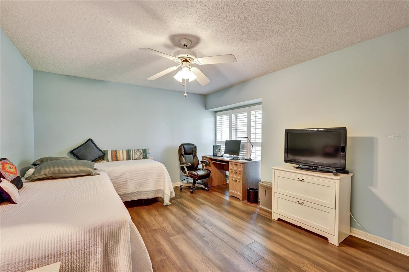 Image 33 of 42 For 6120 Wilshire Circle 6