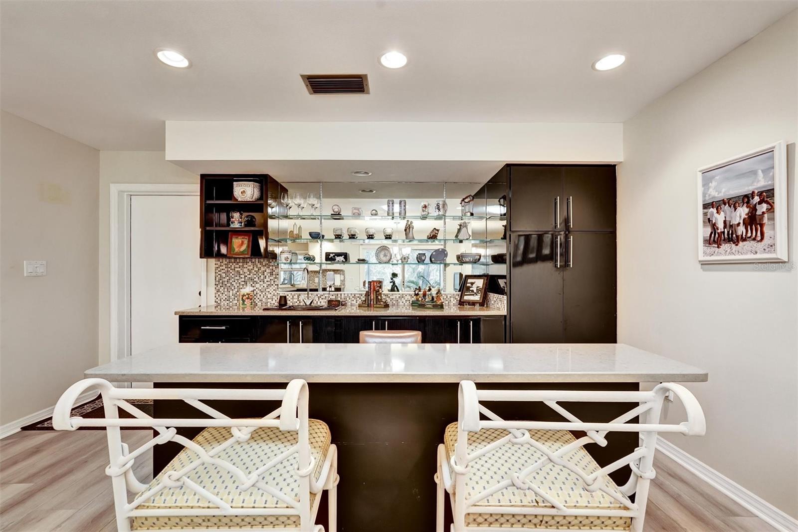 Image 6 of 42 For 6120 Wilshire Circle 6