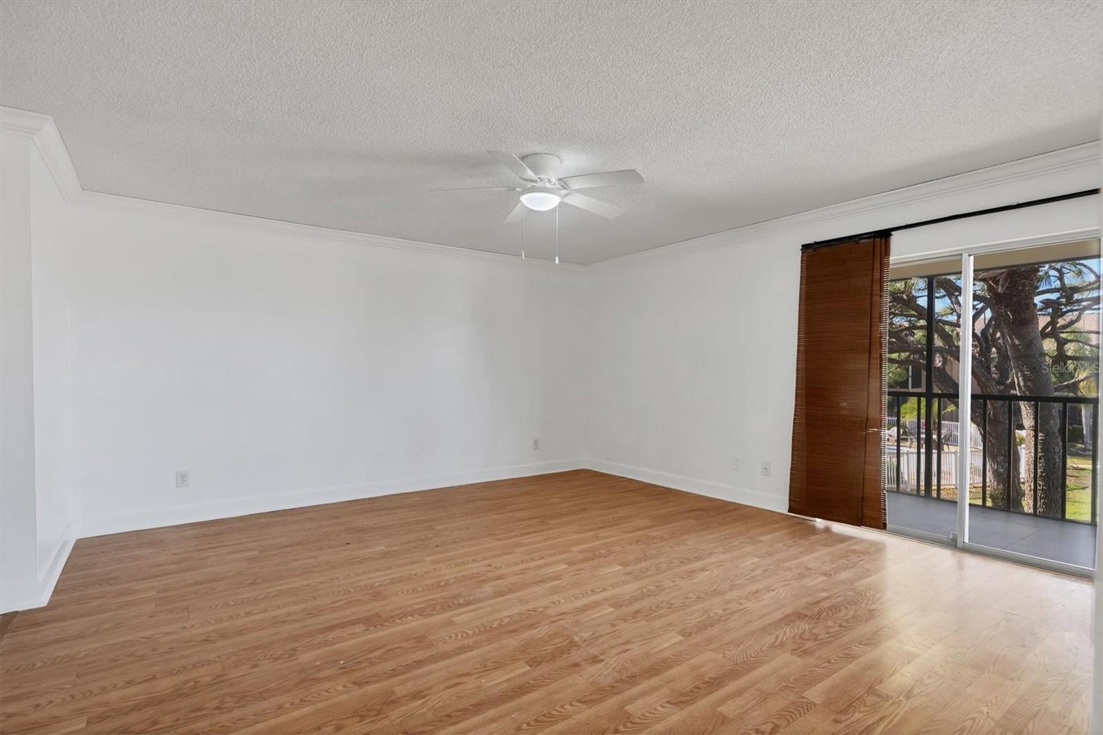 Image 10 of 30 For 6343 Manatee Avenue W