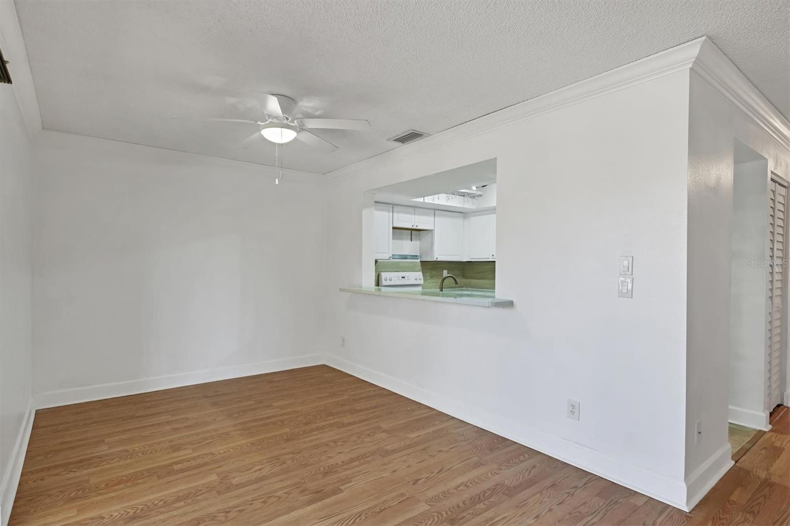 Image 14 of 30 For 6343 Manatee Avenue W