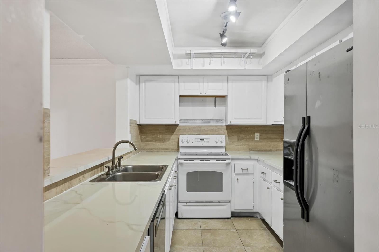 Image 17 of 30 For 6343 Manatee Avenue W