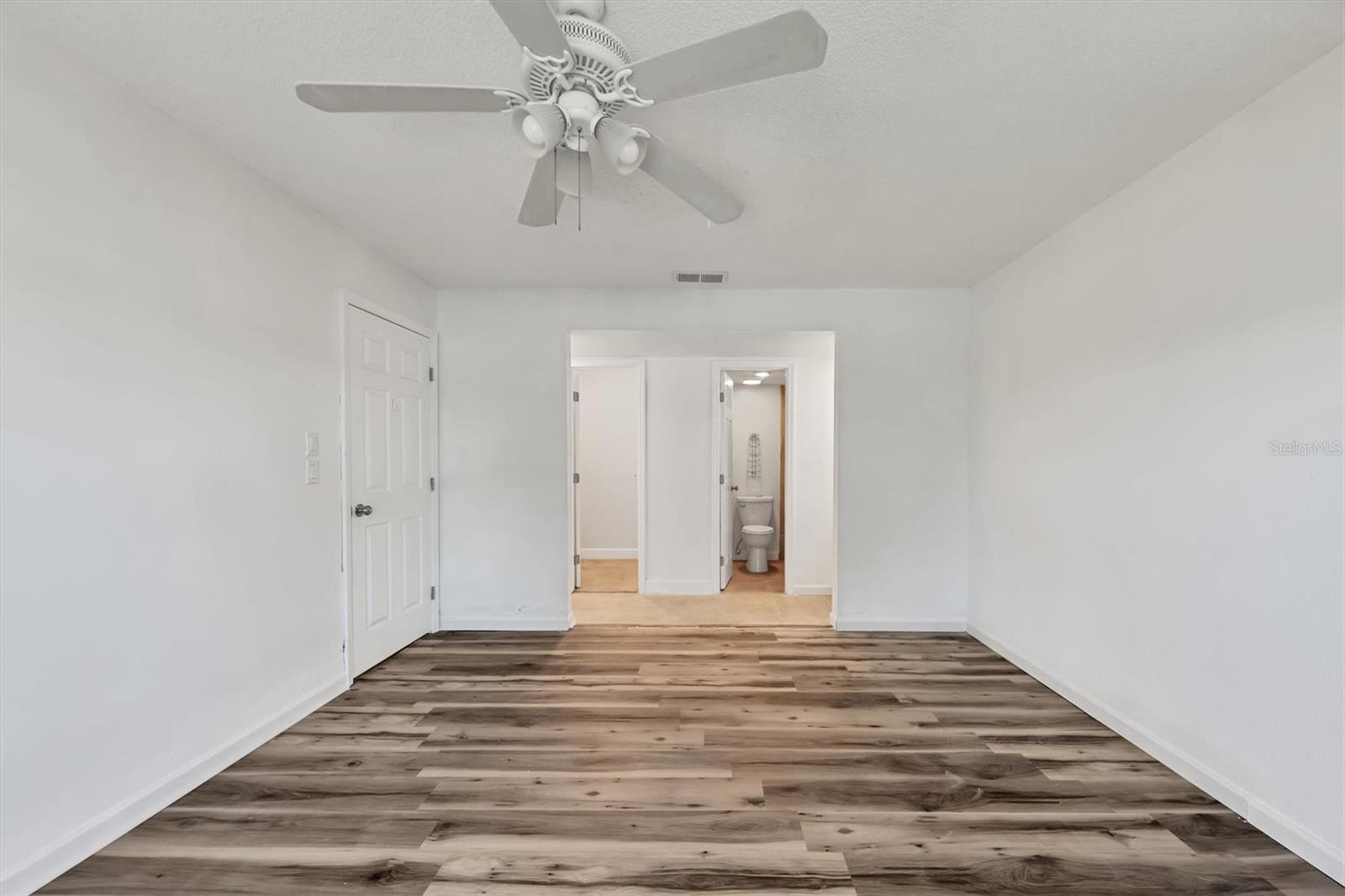 Image 22 of 30 For 6343 Manatee Avenue W