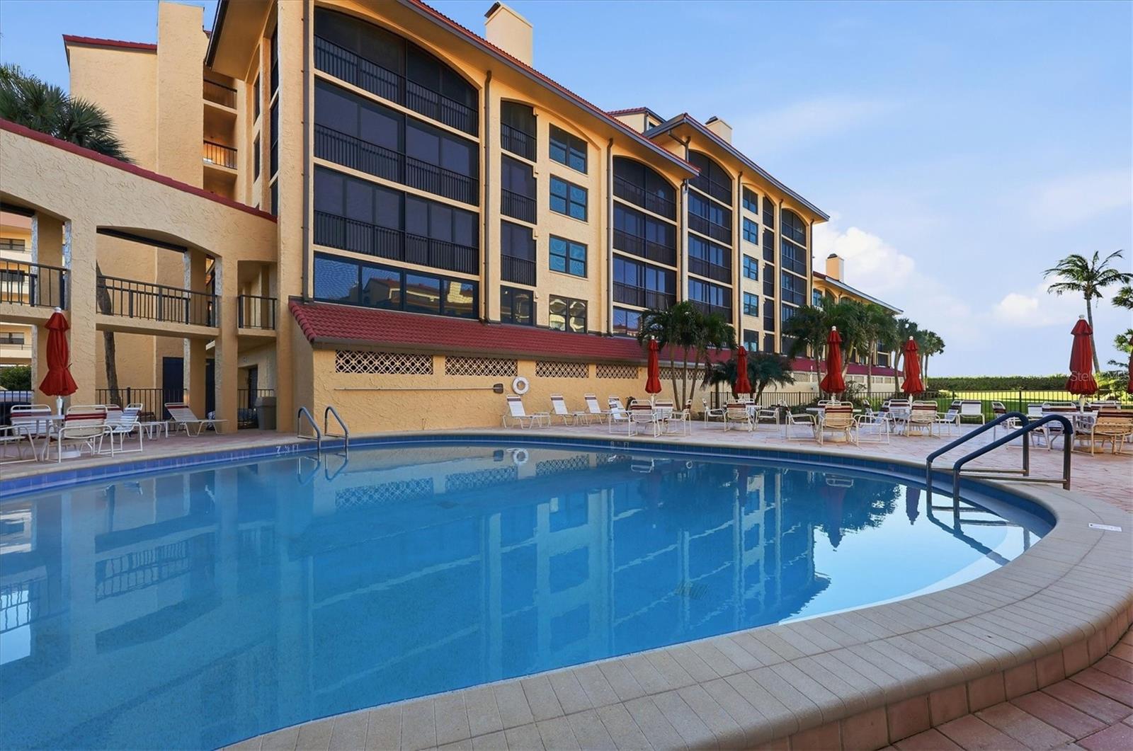 Image 32 of 53 For 8730 Midnight Pass Road 202